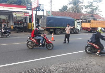 Polres Banjarnegara Lakukan Pengamanan Lalulintas Pagi Hari Jaga Kamseltibcarlantas