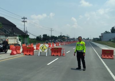 contraflow Diberlakukan Di Somopuro Arah Jogya-Solo Untuk Dukung Proyek Tol