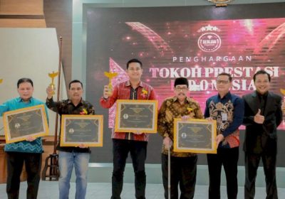 Bupati Klaten Terima Penghargaan Tokoh Prestasi Indonesia 2026 di bidang pemerintahan